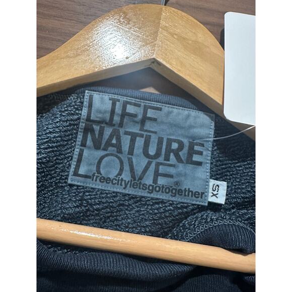 Freecity Artists Wanted Crewneck Pullover Sweatshirt Size XS - Picture 5 of 6